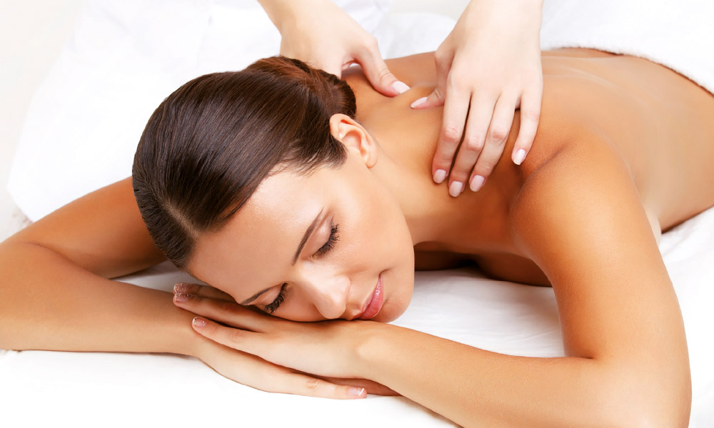 Jimdo - Bei Wohlfühlraum - Kosmetik, Friseur & Massage findet man  normalerweise Massagen, Gesichtsbehandlungen und mehr aus dem Bereich  Wellness & Beauty. Da das Studio momentan geschlossen bleiben muss, wusste  sich Inhaberin